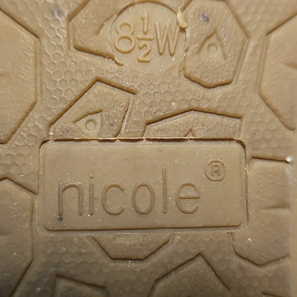 Nicole Elegant Gold Beaded Sandals